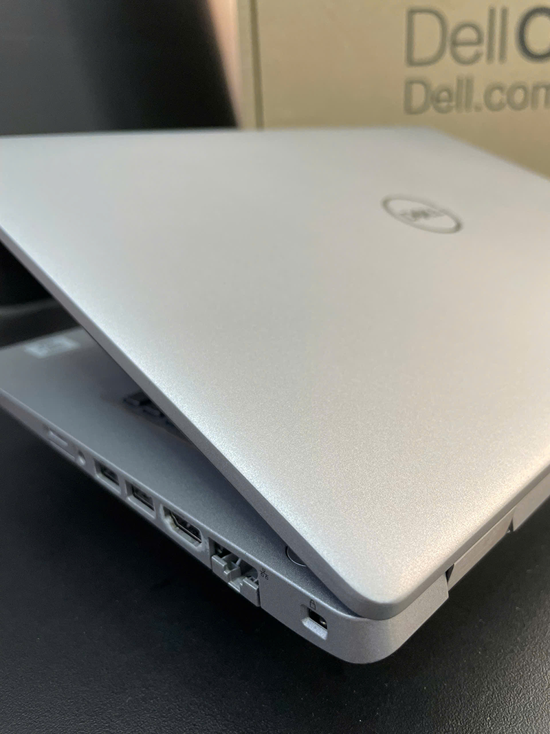 Dell Latitude 5410 – i7-10610U, RAM 16GB, Giá Chỉ 8.8 Triệu 4 Dell Latitude 5410 – Laptop văn phòng đời cao, i7-10610U, RAM 16GB, SSD 512GB, màn hình FullHD IPS, pin 6-7 giờ, giá chỉ 8.8 triệu.