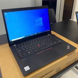 ThinkPad X13 – Laptop doanh nhân siêu gọn nhẹ, i7-10610U, RAM 16GB, SSD 512GB, màn hình cảm ứng FullHD, pin 5 giờ, giá chỉ 8.8 triệu.