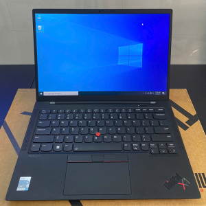 ThinkPad X1 Carbon Gen 9 – Laptop doanh nhân cao cấp, i5-1135G7, RAM 16GB, SSD 256GB, màn hình FullHD+, siêu nhẹ 1.1kg, giá chỉ 11.8 triệu.